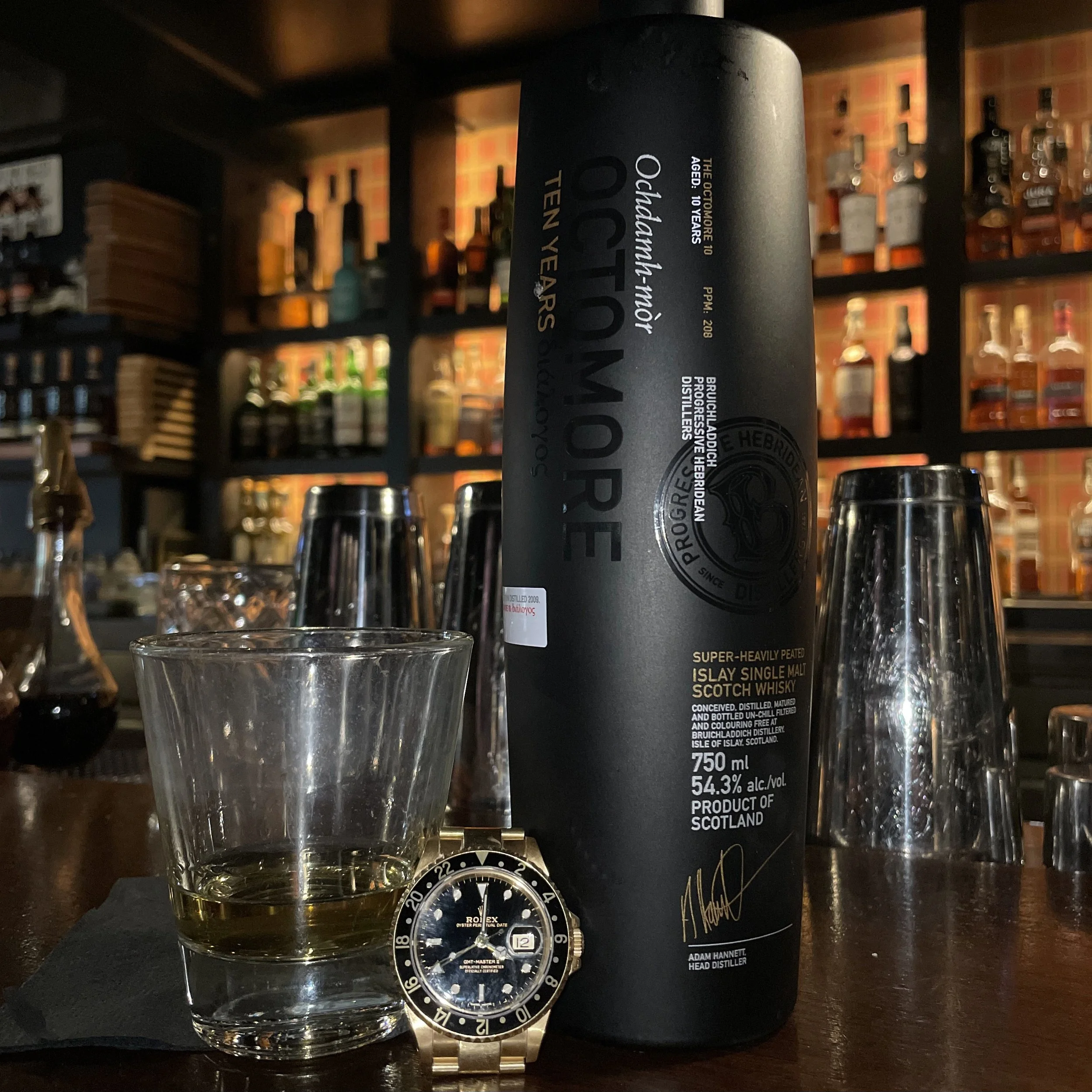 オクトモア 10年 4th 700ml 54.3% 208ppm Octomore 10 Fourth Edition (The) — Scotch Pirate